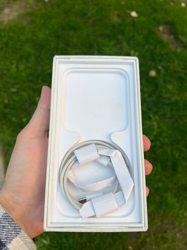 Apple iPhone: IPhone 15 Pro, 128 GB, Natural Titanium, Face ID, Sənədlərlə — 9