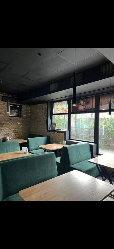 Рестораны, кафе: 12 мкр Продаётся готовый бизнес кафе Площадь: 130м2 С ремонтом С — 21
