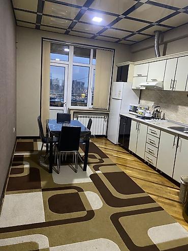 Uzunmüddətli kirayə mənzillər: 20 yanvar metrosuna 3deq mesafede 17/15,tam3otaqlı super menzilde 2qız — 4