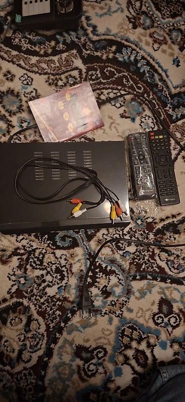 TV və video: DigiSat HD 888 peyk qəbuledicisi (DVB) Xüsusiyyətlər: - MPEG4 dəstəyi — 1