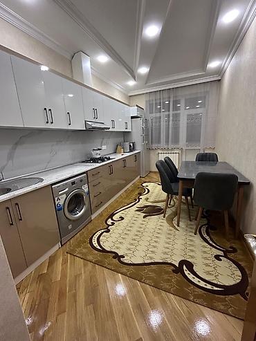 Mənzillər: Nəsimi rayonunda mənzil kirayəyə verilir. 2 otaq 90 m2 14/16 mərtəbə — 3