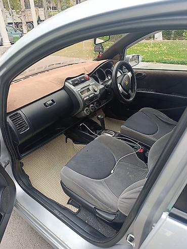 Honda: Honda Fit: 2004 г., 1.3 л, Вариатор, Бензин, Хэтчбэк — 7
