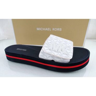 Босоножки, сандалии, шлепанцы: Новые слайды Michael Kors, 39 размер