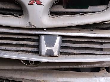 Эмблема-логотип Honda для передней решётки радиатора. - Оригинальный at lalafo.kg Эмблема-логотип Honda для передней решётки радиатора. - Оригинальный