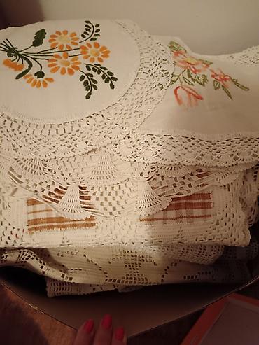 pravi jednorog: Ručni rad – komplet heklanih miljea i stolnjaka - Materijal — 2