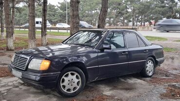 Mercedes-Benz: Mercedes-Benz E 230: 2.3 l | 1990 il Sedan — 14
