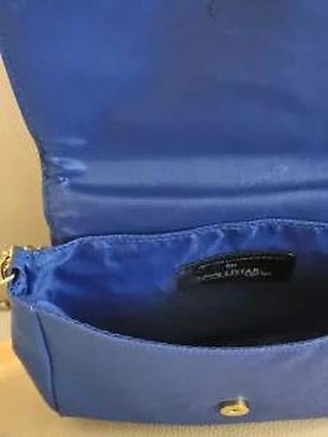 Kompleti: 1.LOOKAT TORBA, DIVNA, 2. COLLISTAR TASNICA I 2 NESESERA | 1 — 23