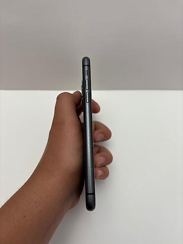 Apple iPhone: IPhone 11, Б/у, 64 ГБ, Черный, Чехол, 95 % — 5