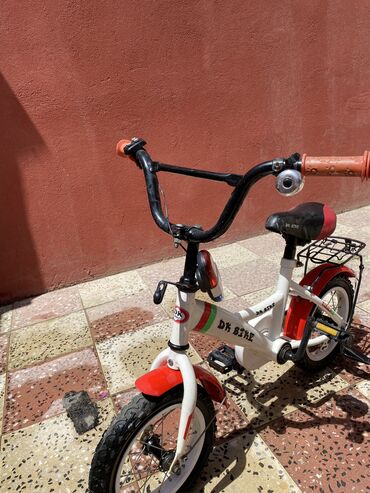 dord tekerli velosiped: İşlənmiş Dörd təkərli Uşaq velosipedi 12", Ödənişli çatdırılma