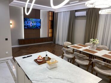 квартира с панорамными окнами: 4 комнаты, 136 м², Элитка, 9 этаж, Дизайнерский ремонт