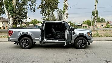 bud e9: Ford F-150: 2022 г., 2.7 л, Автомат, Бензин, Пикап — 10