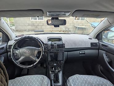 бир: Toyota Avensis: 2003 г., 1.8 л, Кол менен иштөөчү, Универсал — 4