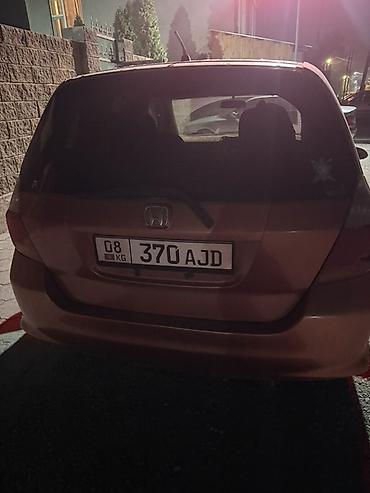 Honda: Honda Fit: 2005 г., 1.3 л, Автомат, Бензин, Хэтчбэк — 4