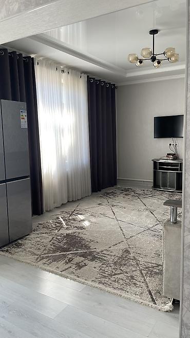 Продажа коттеджей и домов: 6 комнат и более, 180 м², 4 соток, Бишкек, Арча-Бешик ж/м Собственник — 11