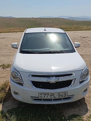great wall wingle: Chevrolet Cobalt sedan - Kuzov: 4 qapılı sedan, ağ rəng - Mühərrik və — 4