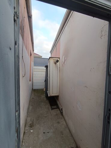 Həyət evləri və villaların satışı: 3 otaqlı, 200 kv. m — 10