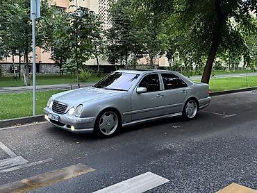 Mercedes-Benz E-Class: 2002 г., 5.5 л, Автомат, Бензин, Седан