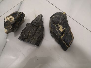 Ложки: Akvarium dekoru üçün təbii daş və qum Məhsulun tərkibi: - 3 ədəd
