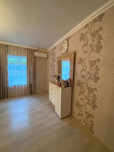 Həyət evləri və villaların satışı: 3 otaqlı, 146 kv. m, Kredit yoxdur, Orta təmir — 14