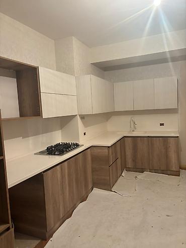 Metbex mebeli 700₼ üstü mermer 7.35 ölçüdedir. 2 aydı yığılıb. Boş