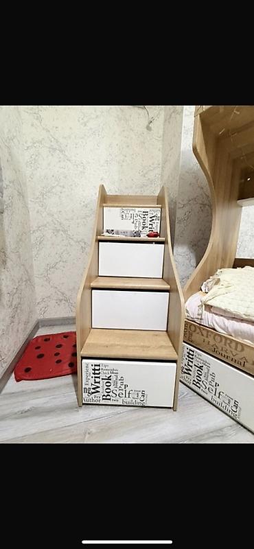 bunk bed: Двухъярусная детская кровать, Б/у, ЛДСП, цвет - Коричневый — 2