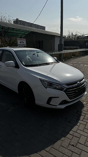 lexus e: BYD Qin: 2018 г., 1.5 л, Автомат, Гибрид, Седан — 6