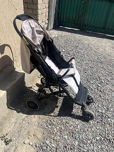доголоктор: Срочно продам Прогулочная коляска-трость компактного формата. - — 1