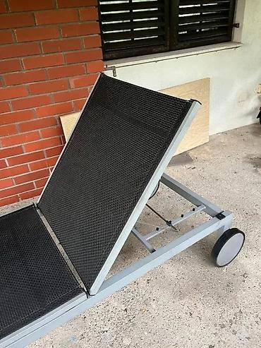 Ležaljke i ljuljaške: Baštenska ležaljka na točkiće - Konstrukcija od metala u svetlosivoj — 4