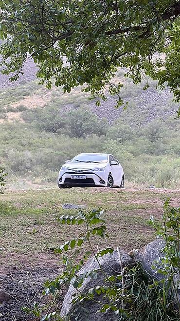 toyota corola verso: Toyota Corolla: 2016 г., 1.8 л, Вариатор, Гибрид, Седан — 4