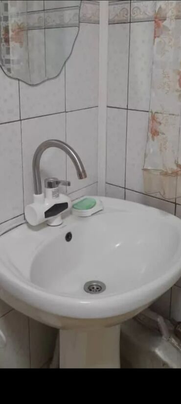 сдаю дом можно под бизнес: 61 м², 3 комнаты, Парковка, Забор, огорожен