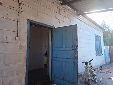 Продажа коттеджей и домов: 🏡 **ПРОДАЁТСЯ ДОМ** 📍 Район: Кирпичный, Красный Строитель 🏠 Площадь at lalafo.kg — 15 Продажа коттеджей и домов: 🏡 **ПРОДАЁТСЯ ДОМ** 📍 Район: Кирпичный, Красный Строитель 🏠 Площадь — 15