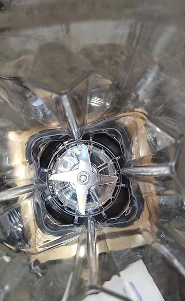 Blenderlər: Bar blender Peşəkar Kommersiya Blender Model: A5 Gərginlik: 220V/60Hz — 5