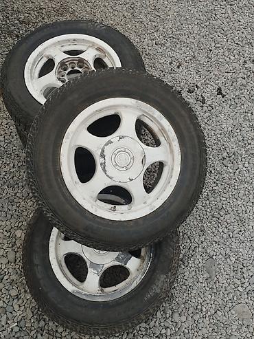 21570 р16: Комплект автомобильных колес на литых дисках. Состав: - 4 шины — 2