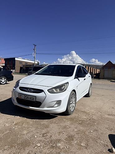gac aion v plus 2025: Hyundai Accent: 2013 г., 1.6 л, Автомат, Бензин, Седан — 1