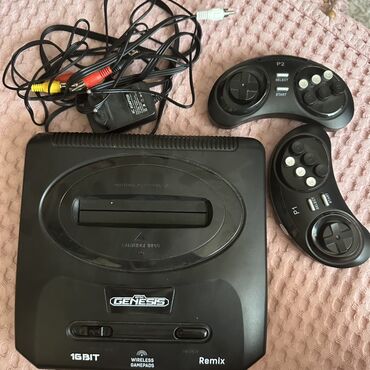 ноутбук на расрочку: Игровая приставка Sega Genesis Remix черного цвета с двумя