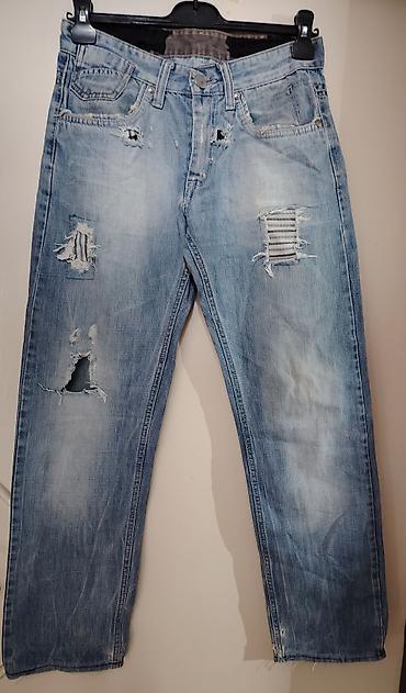torbe nike: Muške farmerke sa „distressed” efektom u svetloplavom denimu. Klasičan — 1