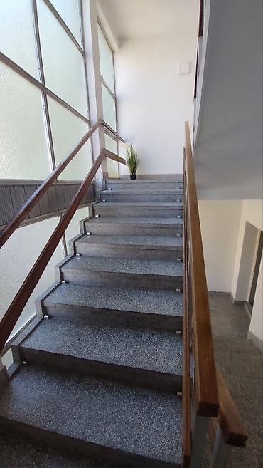 Dugoročni najam stanova: Izdaje se stan 90m2+ terase, Centar grada, preko puta Umetničke škole — 13