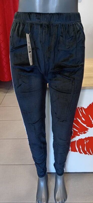 Donji deo: Ženske trenerke pliš elastin vel. S. M. L. Xl. Cena 999din — 1