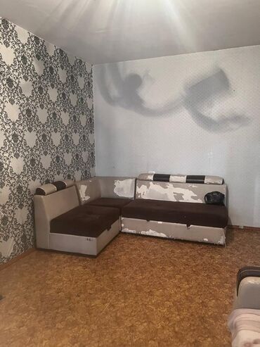 одна комнатная квартира на долгий срок: 1 бөлмө, Кыймылсыз мүлк агенттиги, Чогуу жашоосу жок, Толугу менен эмереги бар
