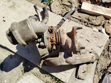 Motor üçün digər detallar: Məhsul: Avtomobil üçün ehtiyat hissələri komplekti Təsvir: - Turbin — 1