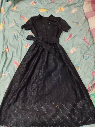 черное платье размер 38: Вечернее платье, Классическое, Длинная модель, Без рукавов, M (EU 38)