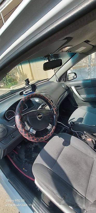 chevrolet aveo oluxanasi: Chevrolet Aveo sedan – ağ rəng Texniki xüsusiyyətlər: - Ban: sedan - — 4