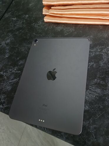 Apple iPad: İşlənmiş Apple iPad Pro 11 (2021), 11", 64 GB, Pulsuz çatdırılma