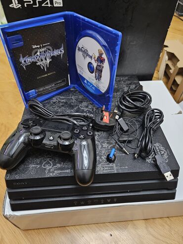 plesteyşın 4 pro: Sony PlayStation 4pro limited edetion