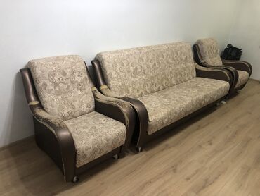 стульчик для кормления 3 в 1: Бүктөмө диван, Колдонулган