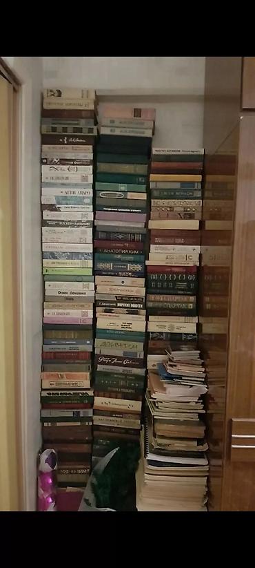 Сковородки: Табуретки тяжелые деревянные любая 500 сом тумбочки Сковороды — 16