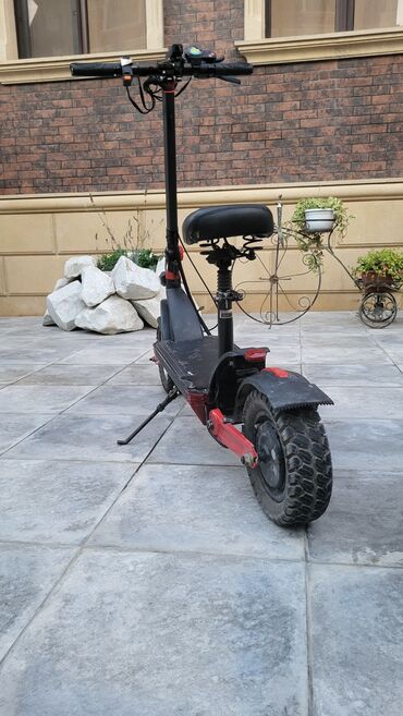 GPS трекеры: Skuter SEAL UP 48V21A. TECILI SURET MAX39 MOD1 12KM MOD2 26KM MOD 3
