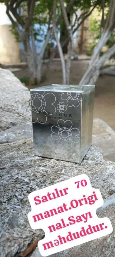 Ətriyyat: Oriflame brendinin "Dancing Lady Hypnotic Night" ətri. Bu ətir 50 ml — 30