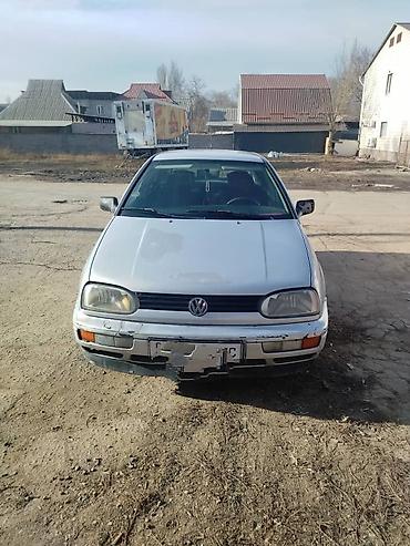 Volkswagen Golf: 1997 г., Автомат, Бензин, Седан