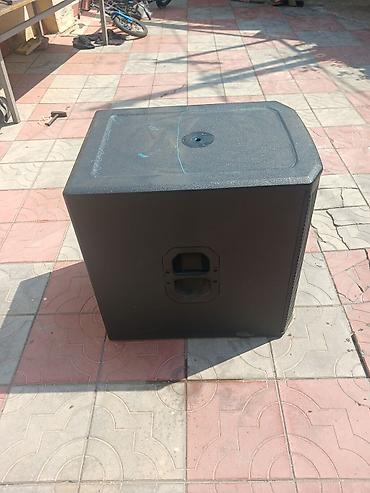 işlenmiş kalonka: JBL PRX618S-XLF aktiv subvufer - 18" high-excursion bass dinamikli — 2